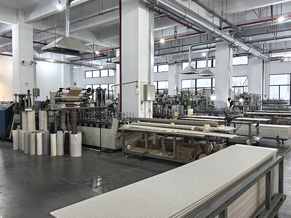 Zhejiang QianDuoMu Intelligent Ornamentum Co., Ltd.
